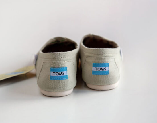 toms-shoes