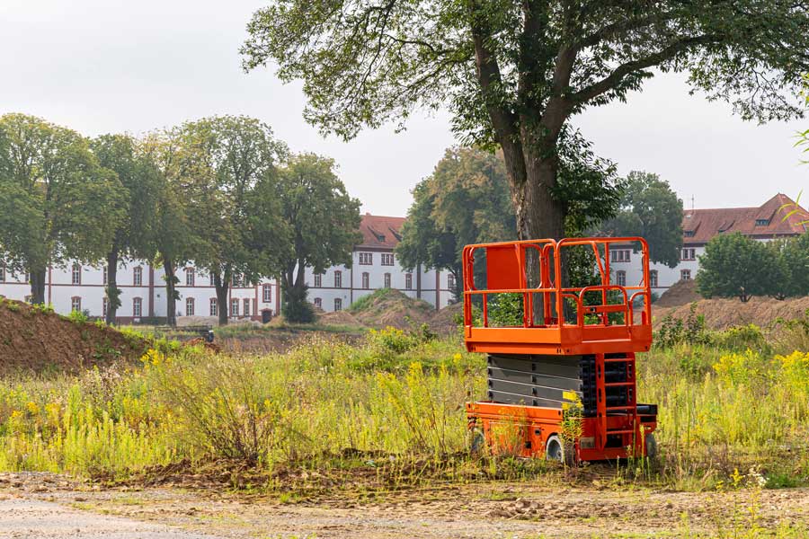 scherenbuehne-fuer-Baumpflege