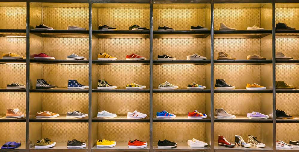 sneaker-im-geschaeft